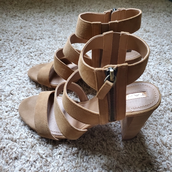 Shoes - Picture 2 of 3